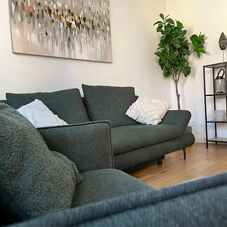 Apartamento Traumhafte Business & Relax Direkt Im Stadtkern Oettingens By Elation Homes