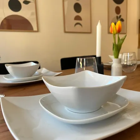 Traumhafte Business & Relax Direkt Im Stadtkern Oettingens By Elation Homes Oettingen in Bayern