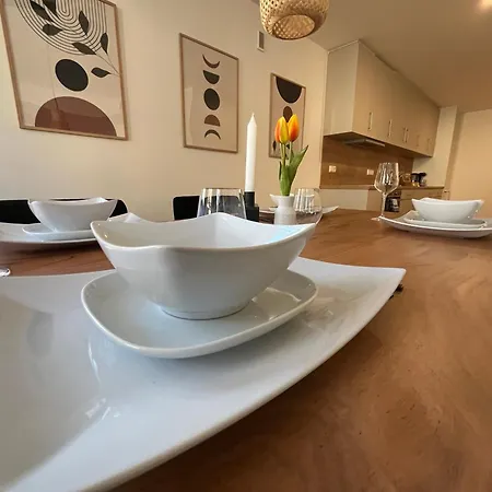Apartamento Traumhafte Business & Relax Direkt Im Stadtkern Oettingens By Elation Homes *
