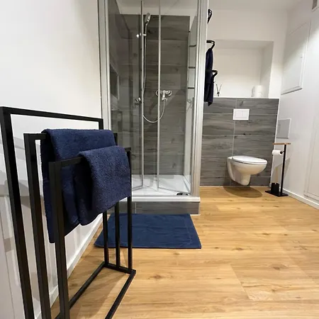 Traumhafte Business & Relax Direkt Im Stadtkern Oettingens By Elation Homes Apartamento